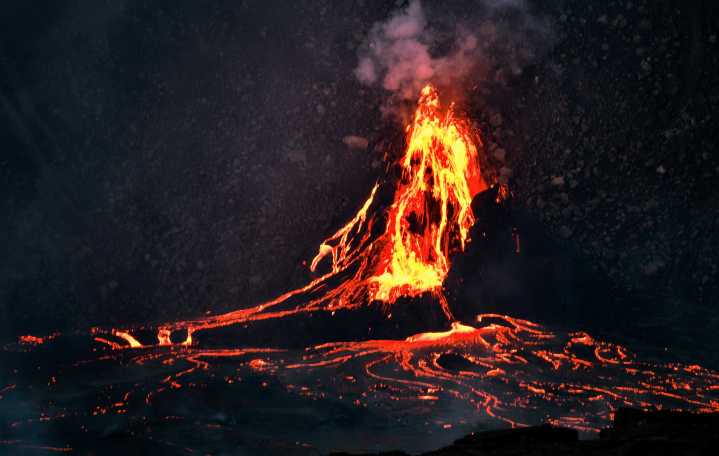 A Major Active Volcano In The U.S. Is About To Erupt Again