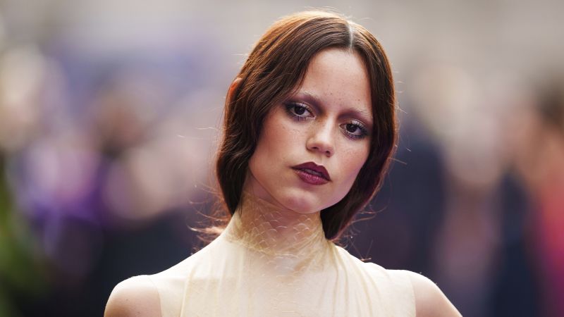 The latest fleeting TikTok beauty trend? Looking tired