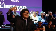 La “nacionalización” de la campaña complica a Javier Milei y enciende las alarmas