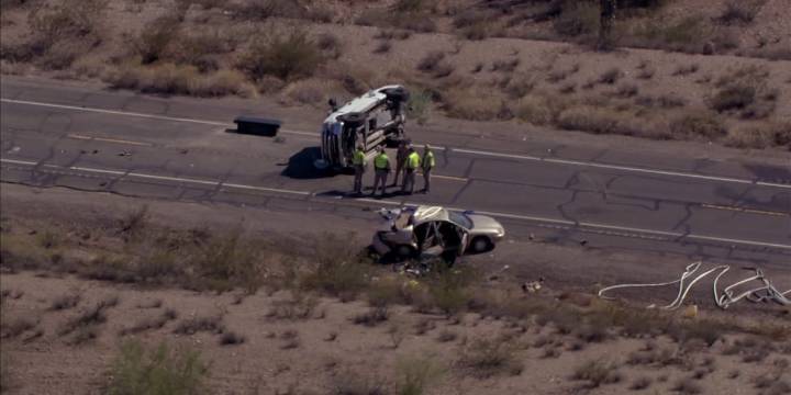 Rollover crash that injured 6 people closes freeway in Peoria