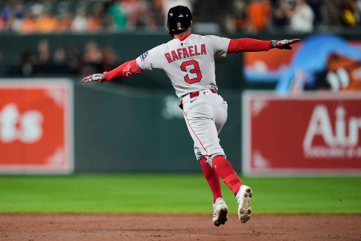 ‘After almost blowing the game,’ 2 Red Sox outfielders make up for mistake
