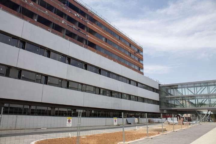 Avanzan en la puesta en marcha del nuevo edificio del Hospital