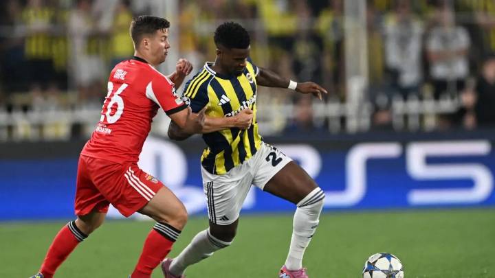 Jhon Durán y Richard Ríos se hicieron 'pasito' en Champions League; empate 0