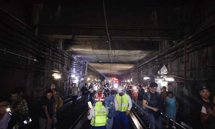 Revisa Metro zona de vías de Línea 2 tras desalojo