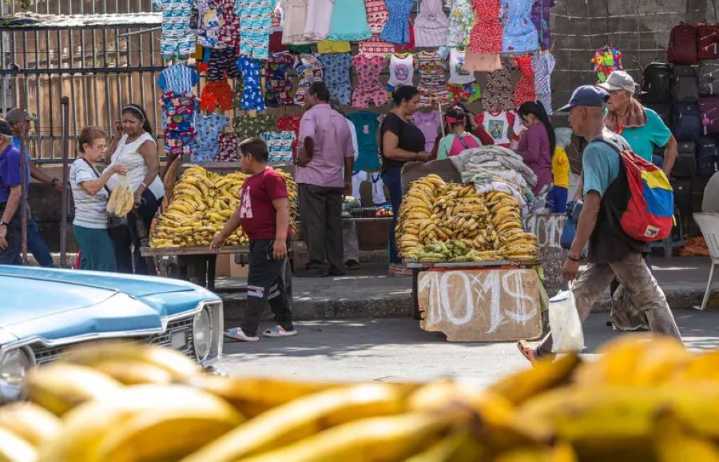 Guía práctica de supervivencia para presupuestos familiares en Venezuela