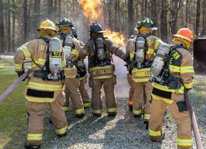 Inscripciones para convertirse en bombero en Wake