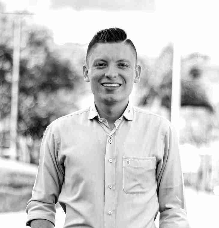 LO QUE SIENTO DEL HOMENAJE A DON EVENCIO CARDONA CONSTRUCTOR DE SUEÑOS, GUARDIÁN DE MEMORIAS.