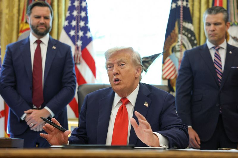 Trump orders crackdown on US flag burning and desecration, raising free speech concern