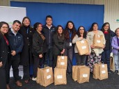 Viña del Mar inaugura su primer Ecomercado Solidario: entregan productos de primera necesidad a familias vulnerables