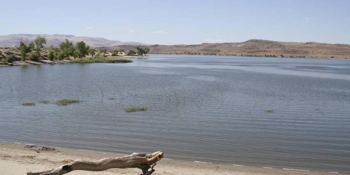 Search continues for missing person in Lake Lahontan