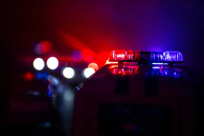 Cuatro arrestados tras intensa persecución, dos son menores