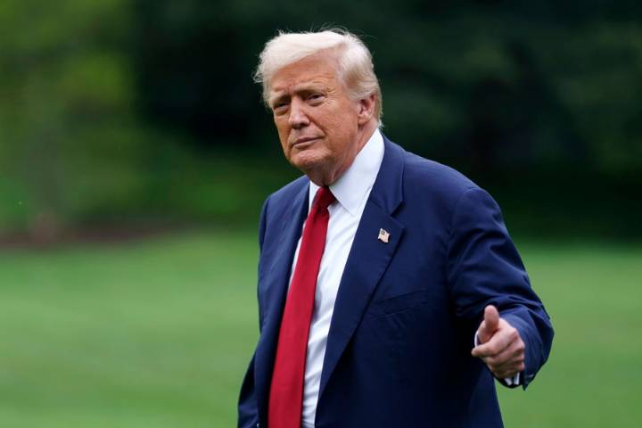 Trump despliega dos submarinos nucleares ante las "provocadoras declaraciones" de Medvédev
