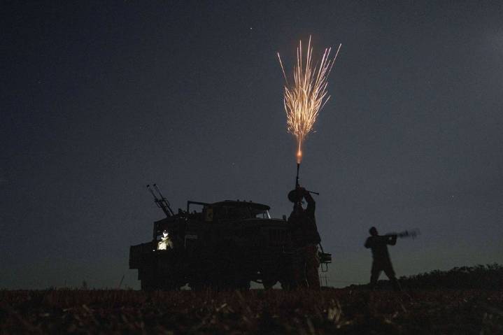 Ukrainian drone strike kills 1 in as fighting rages ahead of a planned Trump