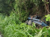 SE REPORTAN DOS PERSONAS SIN VIDA EN VOLCADURA DE TRÁILER