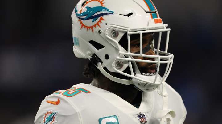 Colts sign 4-time Pro Bowler Xavien Howard
