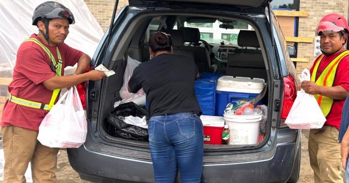 Desafían redadas con trabajo y sabor