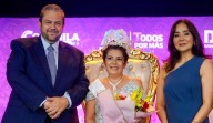 Coronan a María Eugenia Herrera como Reina de las Personas Mayores en Ramos Arizpe