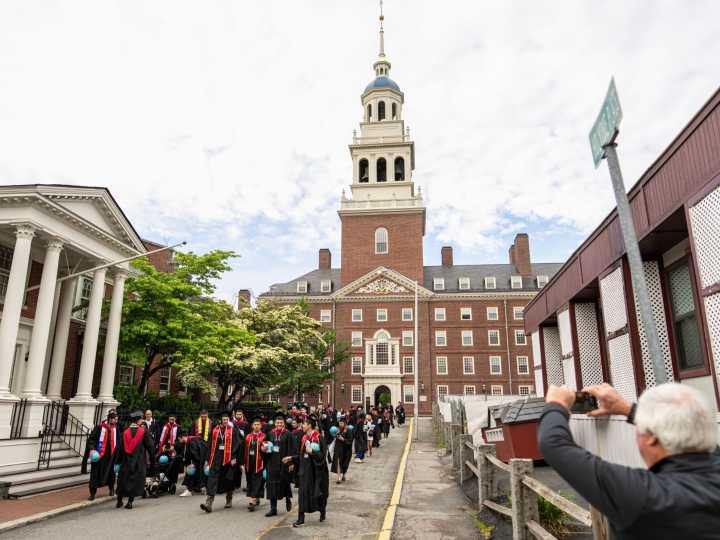 Alerta en universidades: por qué el gobierno de Trump revocó más de 6.000 visas de estudiantes extranjeros