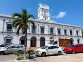 Apuntalan Palacio Municipal de Progreso ante riesgo de derrumbe previo a informe del alcalde