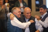 Festival de testimoniales. El gobernador de Tucumán, su vice y Manzur serán candidatos al Congreso por el PJ