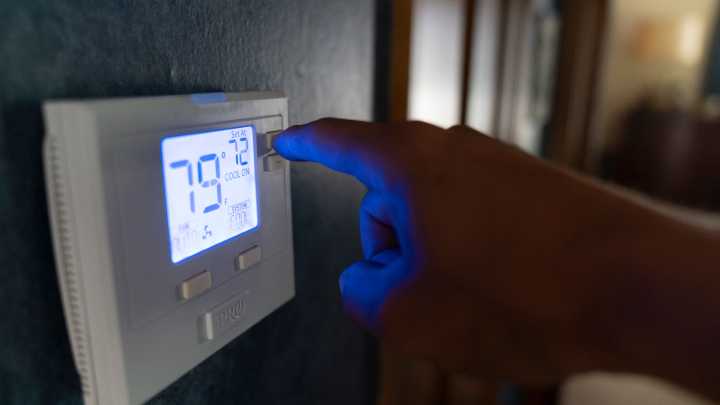 APS rate increase goes too far. Regulators must reject it