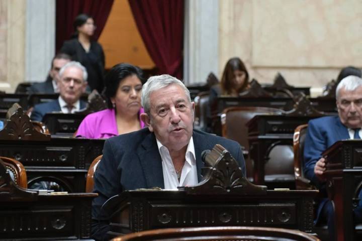 Diputados aprobó cambiar el huso horario en invierno para ahorrar energía: qué significa y cuándo se aplicaría