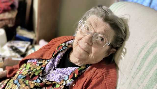 'It's a lot of birthdays': Iowa woman turns 108