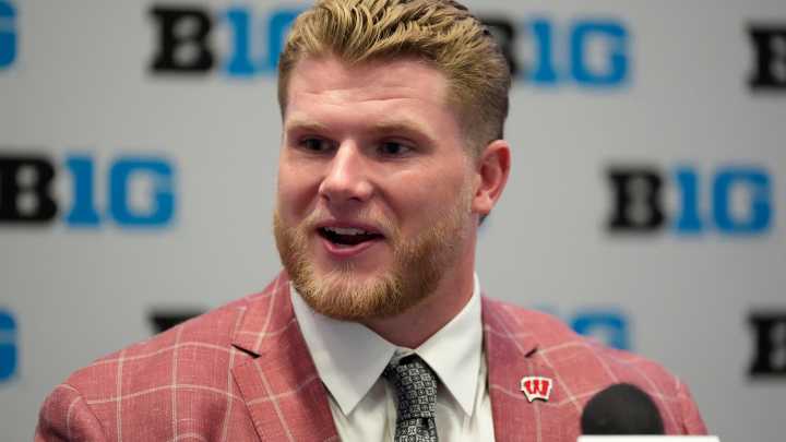 What Wisconsin center Jake Renfro enjoys about Jeff…