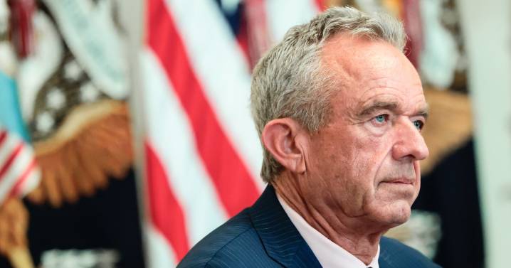 Ignoring scientists’ pleas, RFK Jr. slashes investments in mRNA vaccines