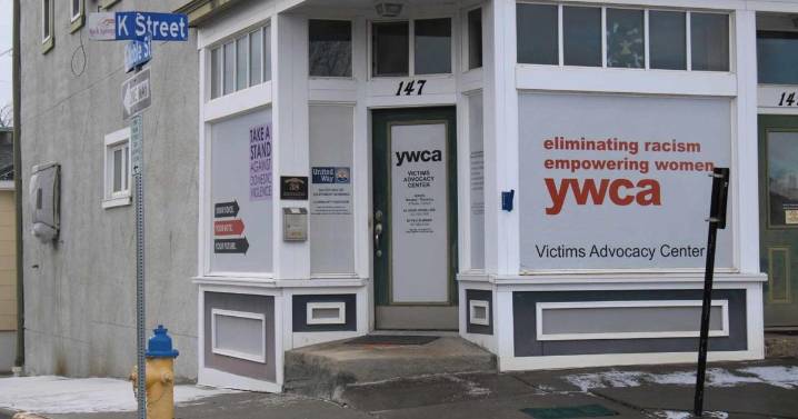 ‘You deserve peace’: Domestic violence survivors build new lives
