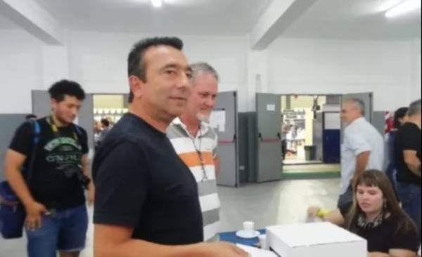 Héctor Domínguez, muy crítico con la gestión Cowen: "Toda esta joda no puede ser gratis"