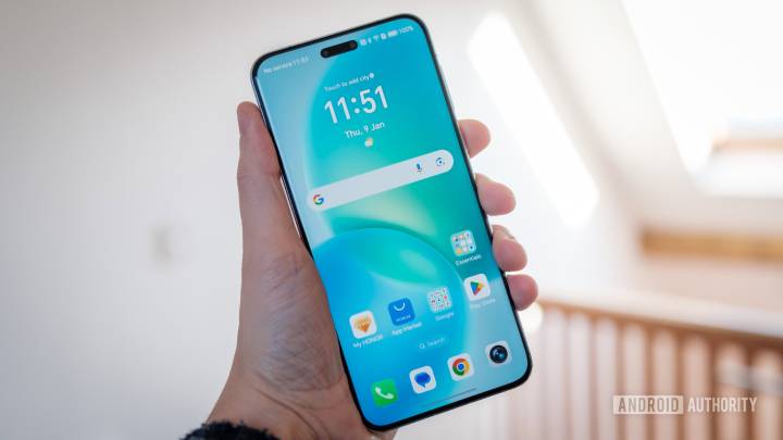 An upcoming phone could offer double the battery capacity of S25 Ultra