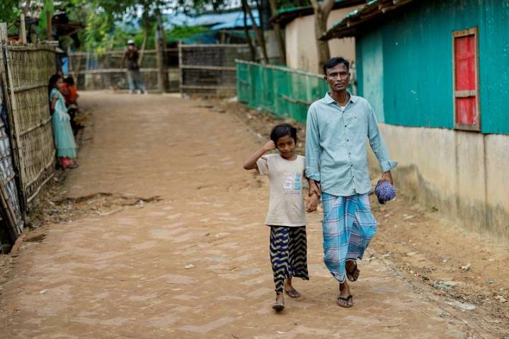 School closures push Rohingya refugee children into marriage and work