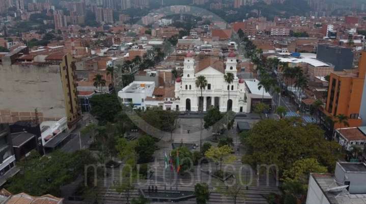 Condenados a 14 años de prisión por atacar con ácido a una mujer en Envigado (Antioquia)
