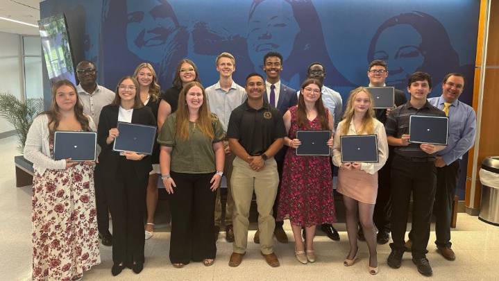 Local students present research at HPU's 4th Annual Summer Research Symposium