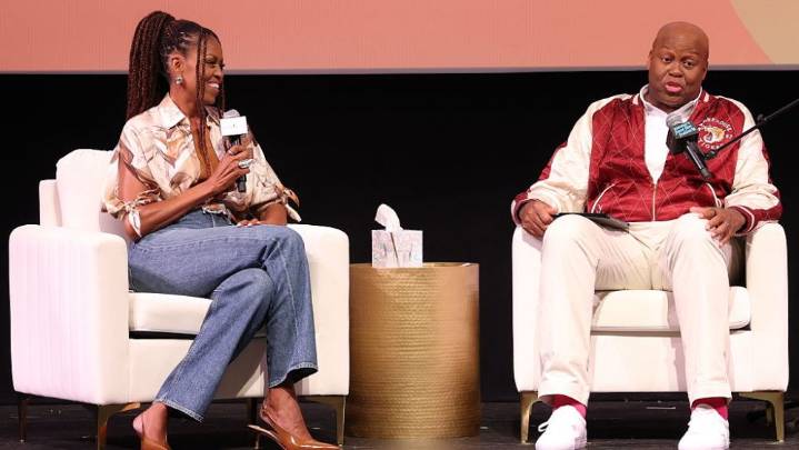 Michelle Obama and Craig Robinson Chat with Natsha Rothwell For IMO