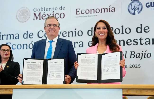 Mete Secretaría de Economía freno a importación de zapatos