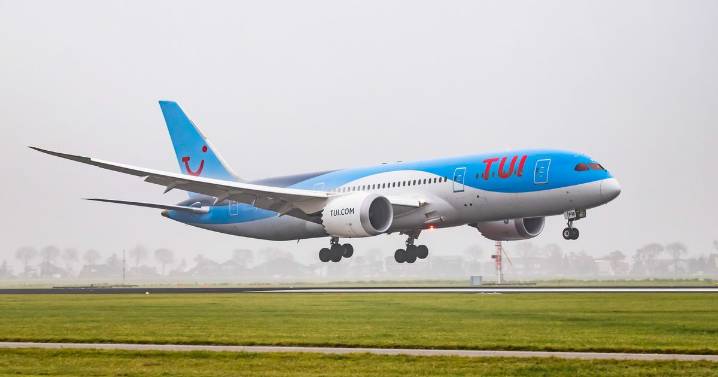 Glasgow TUI flight diverted to Manchester after mid