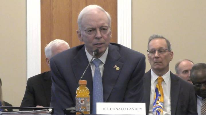 University of Florida taps Columbia's Donald Landry interim president