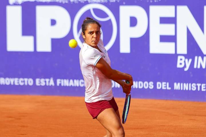 Imparable: Antonia Vergara gana por segunda semana seguida el título del W15 en Santiago
