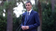Última hora de los incendios en España | Pedro Sánchez visita las zonas afectadas por los fuegos en Ourense y León