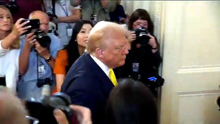 Reporters SCREAM at Trump as He Leaves Purple Heart Event: ‘Did You Order…’