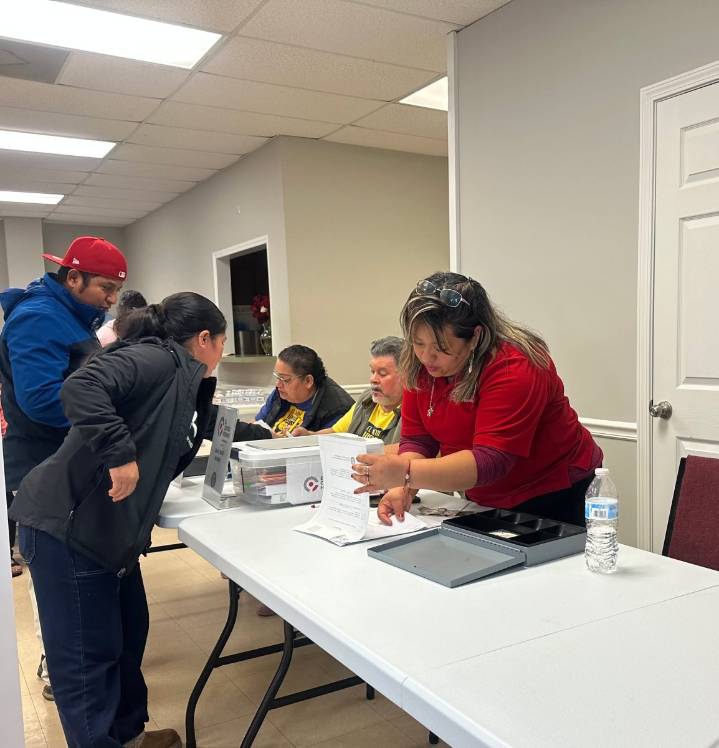Siler City aprueba uso de identificación comunitaria Faith Action ID