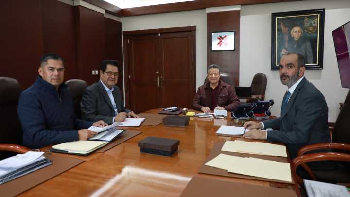 Capacitación de cuerpos policiacos, clave en la estrategia de seguridad: Julio Menchaca