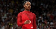 Simone Biles to Face a Personal Blow Amid Upsetting Admission: ”Why Are They My Size?” Simone Biles shares a joyful trip to Australia, but a surprising personal moment leaves her reflecting on an unex