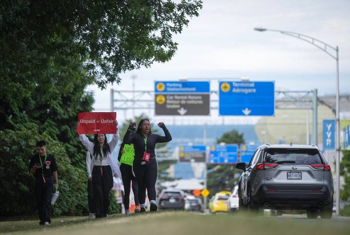 Flight attendants union says a tentative agreement has been reached to end the Air Canada strike