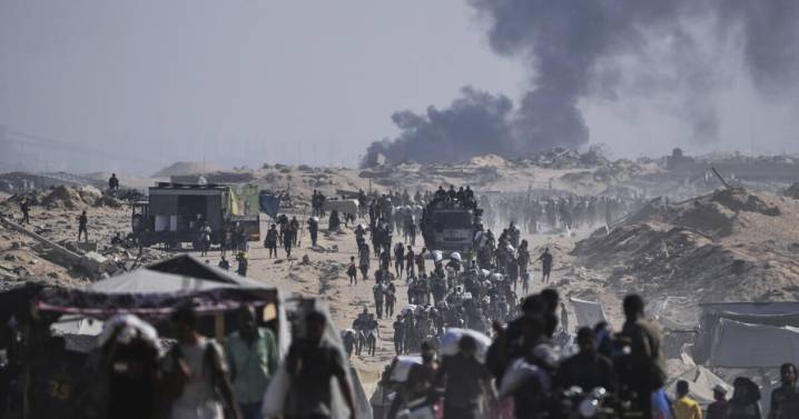 Israeli forces kill 4 more aid seekers as northern Gaza braces for looming offensive