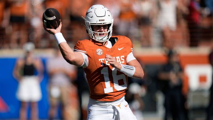 AP Top 25: Quarterbacks, clashes and storylines to know heading into Week 1