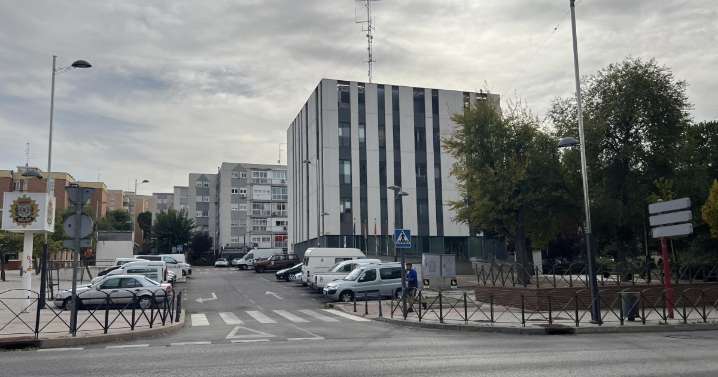 Roban una cadena de oro a un hombre en Coslada y los vecinos logran detener al ladrón