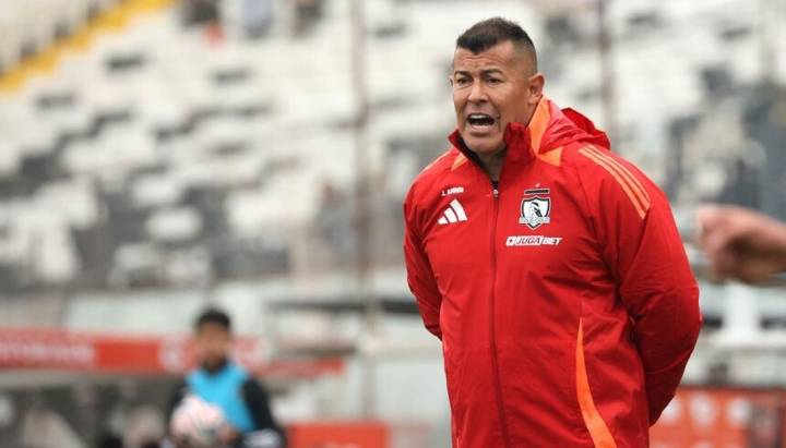 Vuelco en Colo Colo: La dupla técnica que reemplazará interinamente a Jorge Almirón